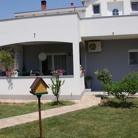Apartments Nika Zara Esterno foto